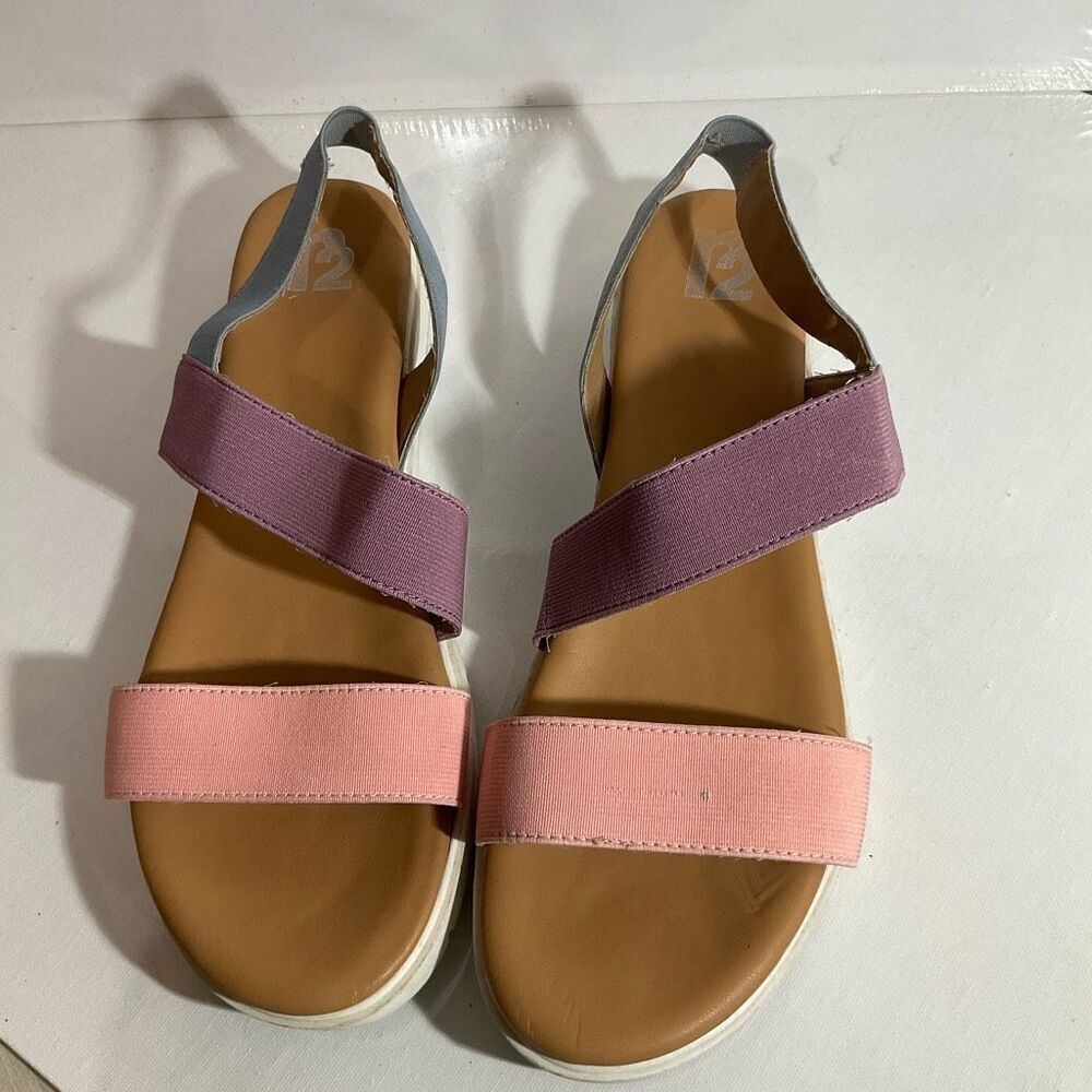R2, Scarlina sandals, size 10 ￼